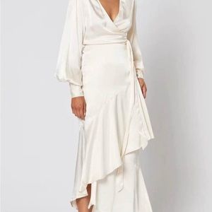 White Wedding Dress, Size Small.